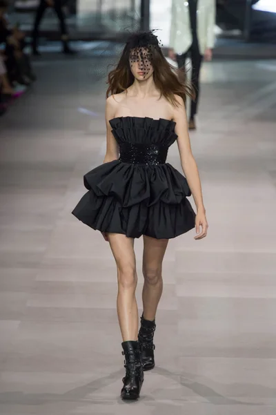 Look 74